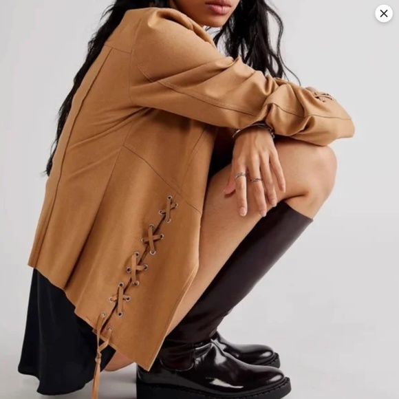 ✨ SALE Free People Savanna Vegan Suede Jacket Beige - Picture 2 of 6